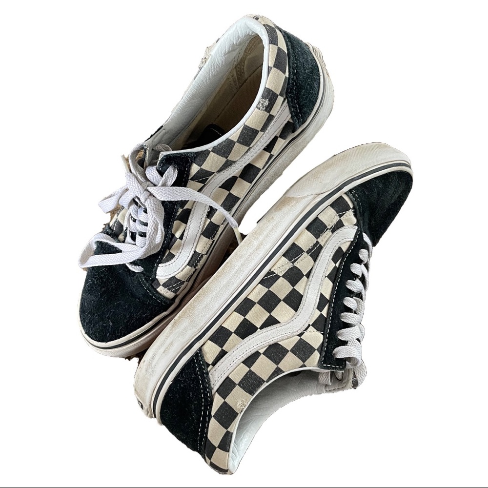 Black and White Checkered Old skool Vans